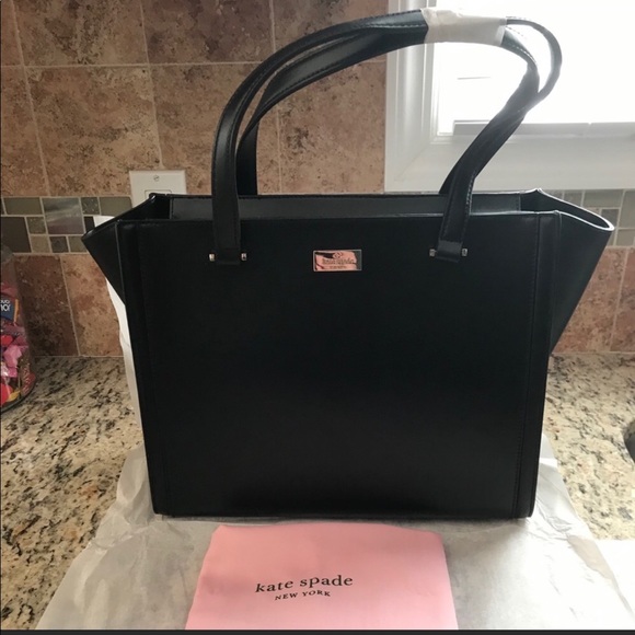 π₯³HPπ₯³ Kate Spade Regatta Court Vita Tote - Picture 4 of 4